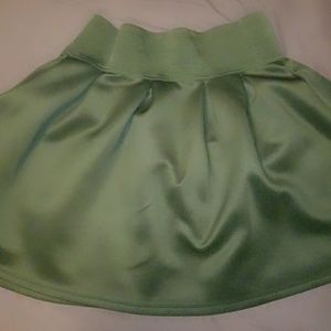 Black flared skirt. Looks new!!